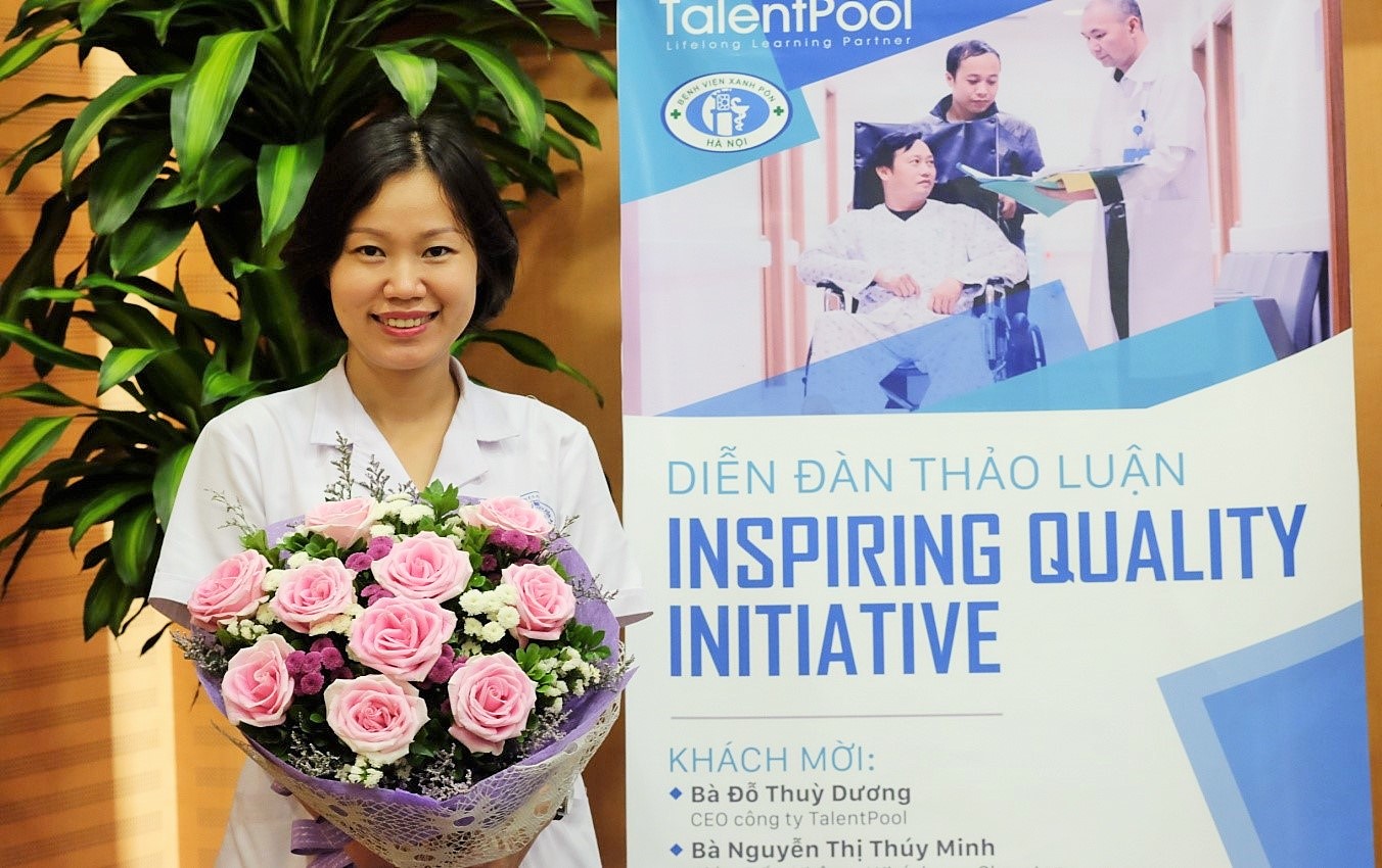 Tặng “nụ cười” cho bác sĩ trước khi họ đem “nụ cười” đến bệnh nhân